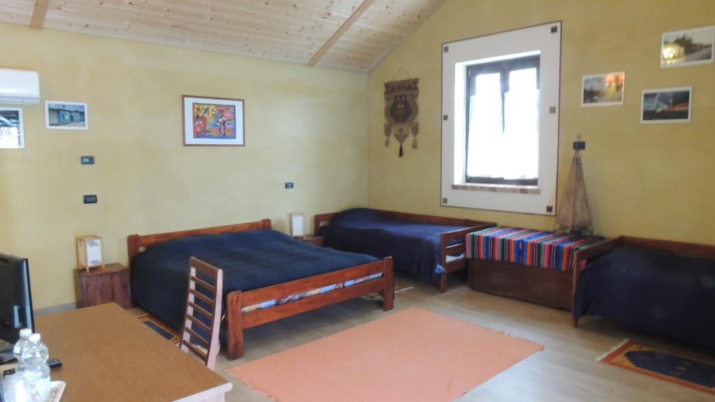 Cascina Caldera Guest House Cantarana ภายนอก รูปภาพ