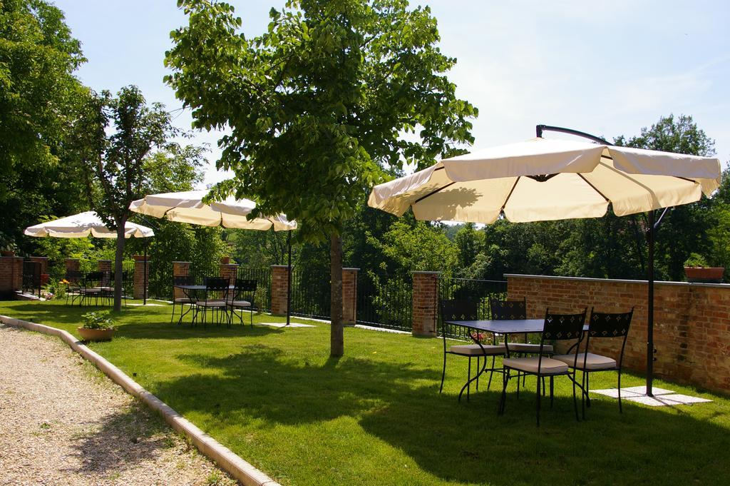 Cascina Caldera Guest House Cantarana ภายนอก รูปภาพ