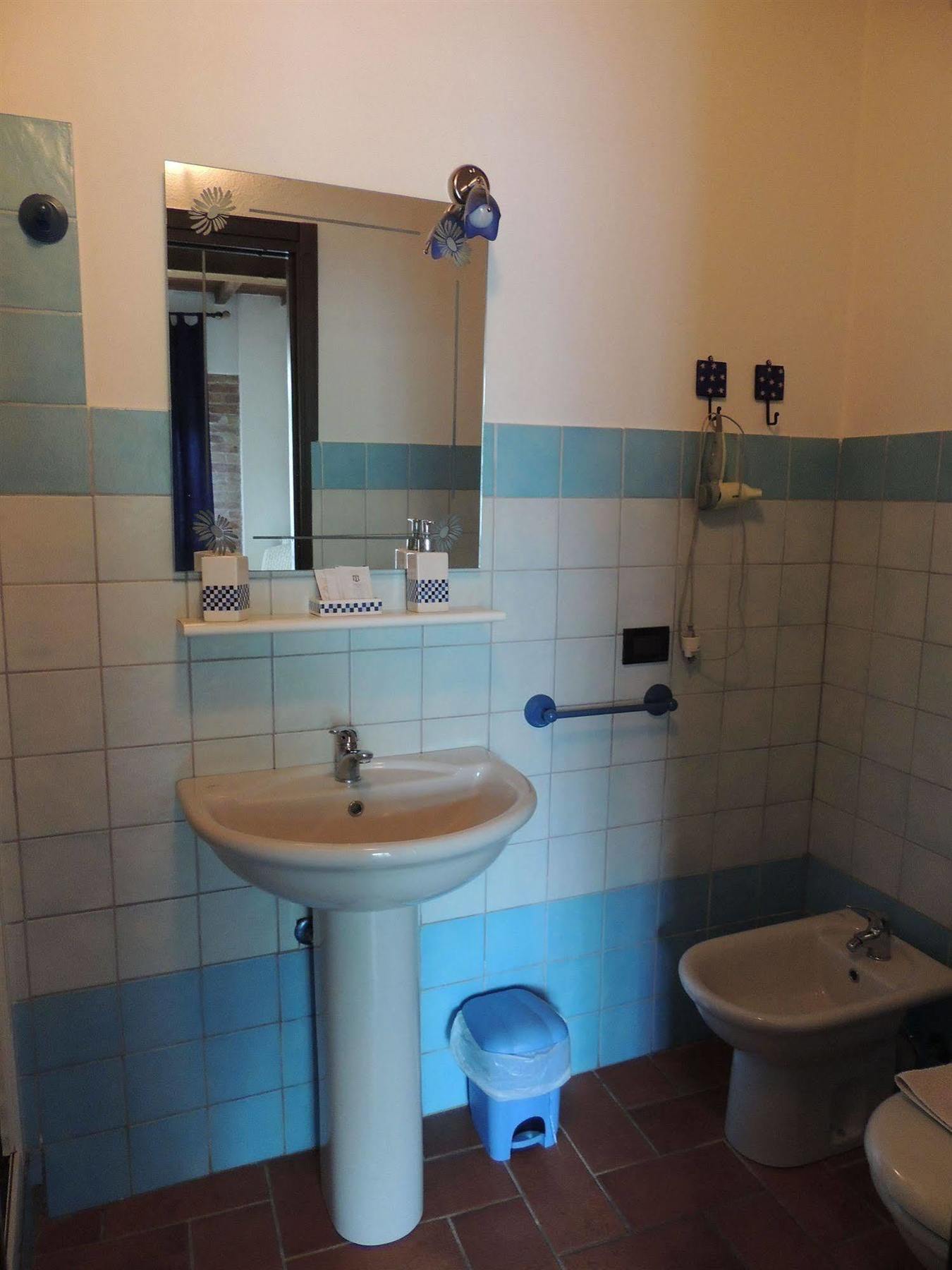 Cascina Caldera Guest House Cantarana ภายนอก รูปภาพ